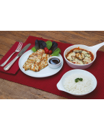 Filé de frango na chapa, berinjela à parmegiana, arroz  (380g)
