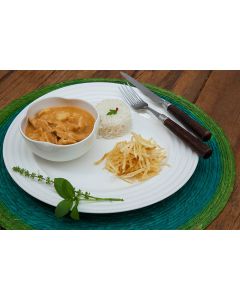 Strogonoff de frango, batata palha, arroz (400g)