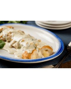 Peito de frango fatiado ao molho gorgonzola (400g)